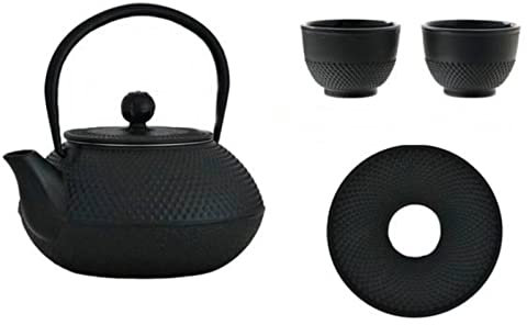 meindekoartikel Tea-Set Japanische Teekanne 0,8l mit 2 Becher und Untersetzer aus Gusseisen - Authentischer Genuss in Perfektion (Schwarz)