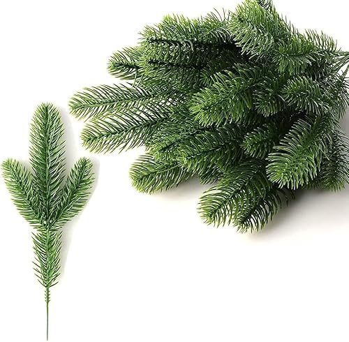 Feizeisun Künstliche Tannenzweige für Weihnachten, 30 Stücke Künstliche Kiefernzweige Kunststoff Kiefernblätter Gefälschte Kiefernnadel DIY Zubehör für Girlandenkranz Weihnachtsverschönerung