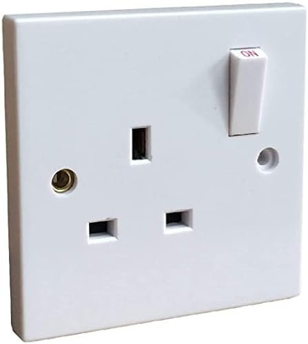 Mr. Gadget's Solutions® 13A Single Gang UK Switched Wall Socket (Single Pole) - White