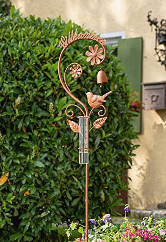 Dekoleidenschaft Gartenstecker Willkommen 124 cm hoch aus Metall in Rost-Optik, mit Glas-Regenmesser für Garten, Dekostecker mit Erdspieß, Niederschlagsmesser
