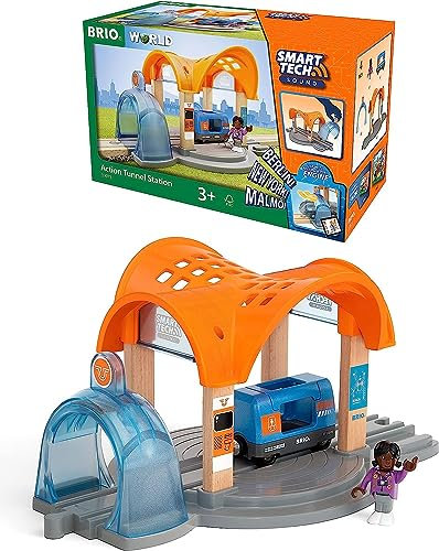 BRIO World 33973 Smart Tech Sound Bahnhof mit Action Tunnel – Zubehör Holzeisenbahn – Interaktives Spielzeug empfohlen ab 3 Jahren