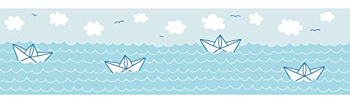 Kinderzimmer Bordüre maritim in Blau | Wolken Tapete mit Boot und Meer ideal für Babyzimmer | Selbstklebende Bordüre aus Vlies