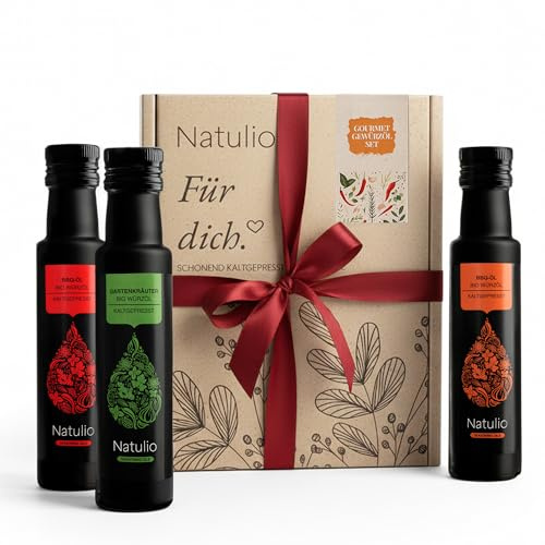 Natulio Bio Öl Geschenkset Gewürzöle kaltgepresst - Geschenkidee - das perfekte Weihnachts-Geschenk für alle Feinschmecker - Geschenkset aus Chiliöl, Gartenkräuteröl & BBQ-Öl - 3x100ml -DE-ÖKO-006