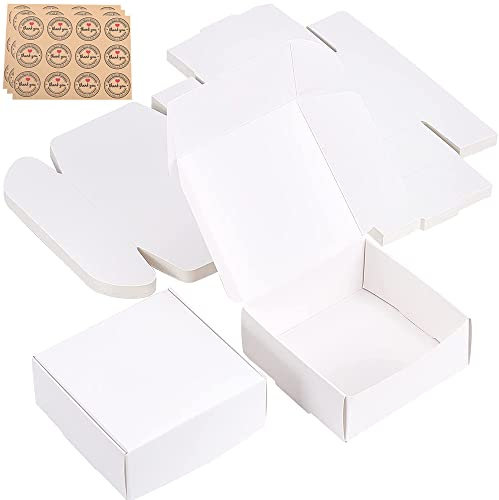 Aieraczy 30 Stück Geschenkbox Klein Weiß, 7,5 * 7,5 * 3cm Schachteln Klein, Mini Geschenkschachtel, Geschenkboxen, Geschenkverpackung für Geburtstag, Hochzeit, Weihnachten, Halloween