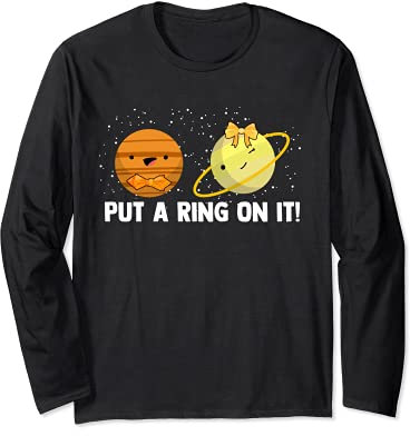 Setzen Sie einen Ring auf den Planet Loves Spaces, Wissenschaft, Astronomie Langarmshirt