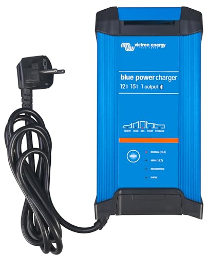Victron Energy Blue Smart Batterie Ladegerät 12-Volt 15 Ampere 230V - Autobatterie Ladegerät - Batterieerhaltungsgerät und Desulfator - IP22 Geschützt - Bluetooth - 1 Ausgang - CEE 7/7
