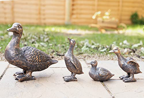 Garden Mile Set Of 4 Resin Duck Family Garden Ornaments Outdoor Bronze Effect Indoor Outdoor Ornaments For The Garden Ducklings Animal Statues Decoration For Home Patio Decking Pondside