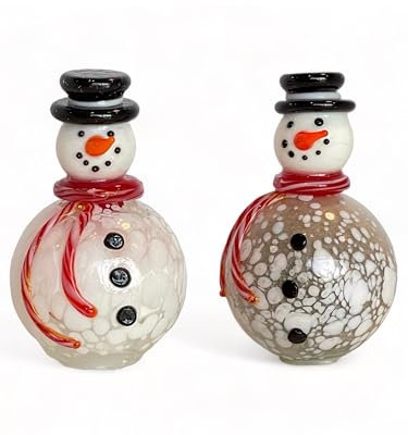 Gift Essentials Salz- und Pfefferstreuer aus geblasenem Glas, Schneemänner, mundgeblasenes Glas, Sammlerstück, Weihnachts-Salz- und Pfefferstreuer
