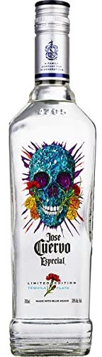 Bottiglia Limited Edition - Jose Cuervo Especial Silver - Tequila bianco non invecchiato, realizzato con una miscela unica ed equilibrata per esaltare i toni di agave ed erbe fresche