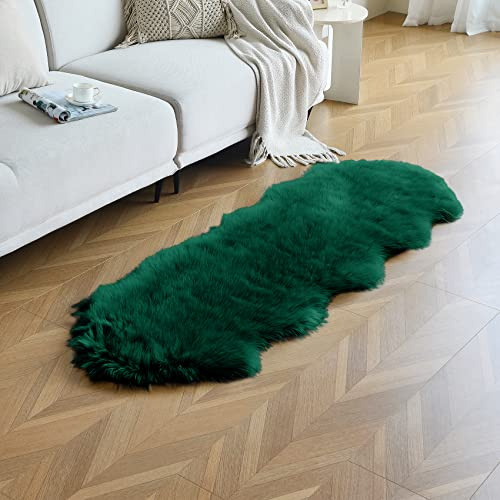 duduta Emerald Green Faux Sheepskin Runner Rug 2x6 ft, Fluffy Shag Bedroom Dorm Rug Decor Fur Couch Sofa Covers Washable