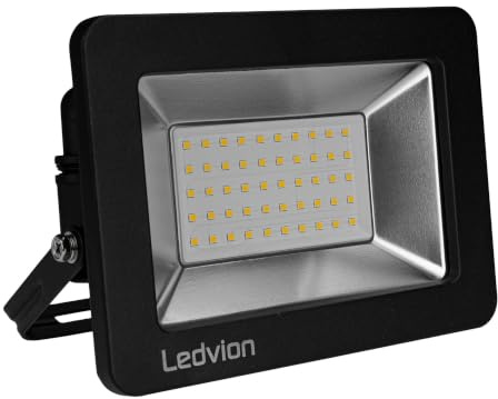 Ledvion LED Strahler | 50 Watt LED Fluter | 6500K Scheinwerfer | 4250 Lumen Arbeitsbeleuchtung | Außenstrahler IP65 Wasserdicht | Flutlicht mit Schnellanschluss | Schnellanschluss und verstellbare Halterung fuer Fassade Hof Garten und Betrieb