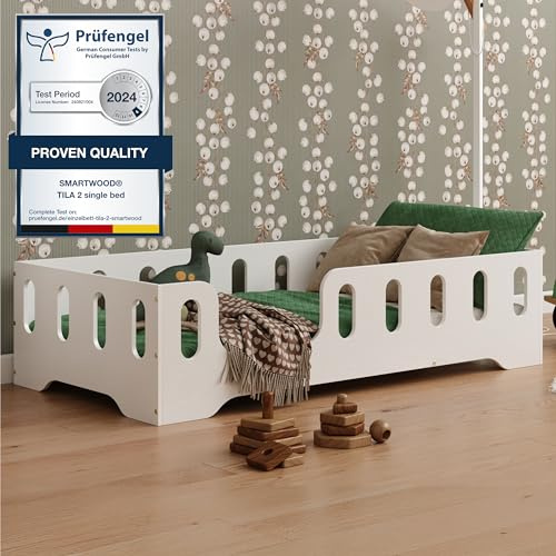 smartwood Bodenbett 90x200 cm mit Rausfallschutz, Holz, Weiß, TILA 2L | Montessori Kinderbett, Lattenrost belastbar bis 230 kg, FSC-Zertifikat, abgerundete Kanten, Einfache Montage, ab 3 Jahren