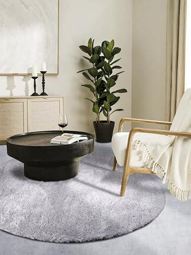 Hanse Home Olaf Teppich Rund – Flauschiger Hochflor Wohnzimmerteppich – Einfarbig Weich Pflegeleicht Langflor für Wohnzimmer, Esszimmer, Schlafzimmer, Kinderzimmer – Hellgrau, 160cm