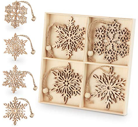Sweelov 12 Stück Holz-Anhänger Schneeflocken Baumschmuck Weihnachten, Weihnachtsbaumschmuck mit Juteseil Weihnachts- Hängeornamente Weihnachtsanhänger Holz Christbaumschmuck 7,5CM für DIY Basteln