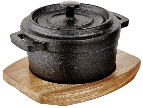 BUTLERS Serviertopf Gusseisen - HOT IRON - Holzteller | Farbe Schwarz - 220 ml - Schmortopf für Dips - Mini-Dutch-Oven zum Servieren - Akazienholzuntersetzer