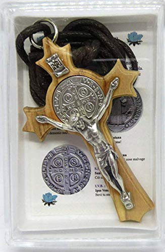 GTBITALY 10.022.90 LACSCA Croix Saint Benoît en bois d'olivier moulé avec collier 8 cm avec boîte cadeau et prière italienne