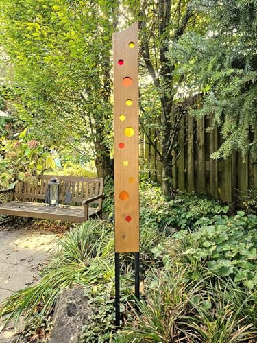 Gartenskulptur aus Holz und Glas. Gartendekoration als Unikate handgefertigt und wetterfest
