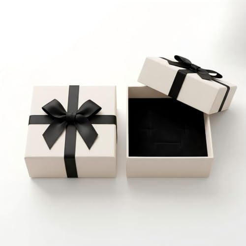 2 Geschenkbox 9x9x4cm Weiß Schmuckschachtel mit Deckel & Schwarzer Schleife | Stabiler Geschenkkarton mit Schaumstoffeinlage für Ringe Halsketten Ohrringe, Edle Geschenkverpackung für Hochzeit