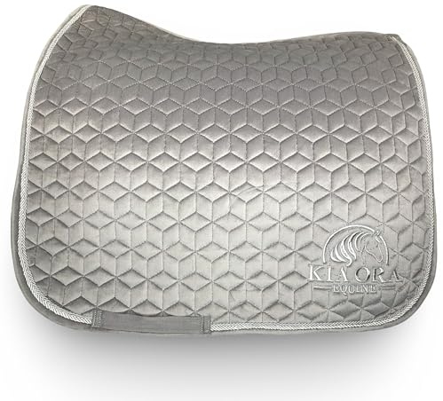 Kia Ora Equine Dressur Schabracke Samt Klassik Velvet für Pferde | Elegante atmungsaktive Dressurschabracke mit geometrischer 3D Steppung für tägliches Training (Grau, Xfull)