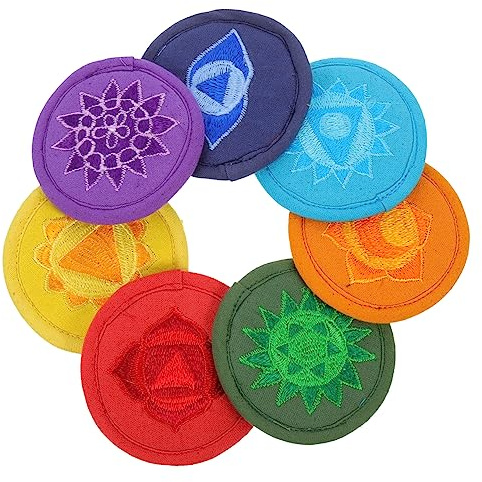 Buddhistisches Klangschalenkissen mit Buddha Motiv, 7 Stück | Polyester, Leicht und Schützend, Tragbar für Klangschale und Buddha Schale, Besticktes Design Zufälliger Stil