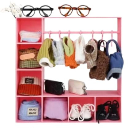 Puppenkleiderschrank für Labubu, Mini-Puppen-Garderobe – Kunststoff-Aufbewahrungs-Organizer mit 10 Aufhängern für 15–17 cm große Puppen, Kleider-Display-Box (Rosa)