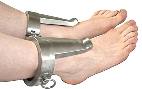 Honeylust Schwere Bondage Herren Fußfesseln 2,8 kg – Metallfesseln BDSM | Abschließbar mit Schloss & O-Ringen – perfekt für High Heels, Zwangshaltung und Dom/Sub Fetisch-Sessions mit Ketten