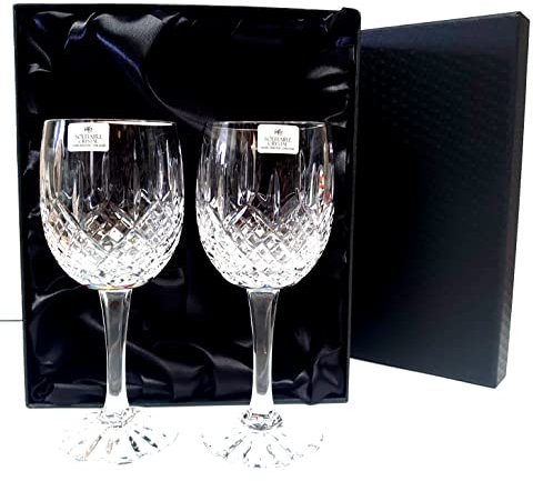 DGS Country Crafts Pair of 24% Hand Cut Lead Crystal Wine Glasses in Silk Lined Presentation Box