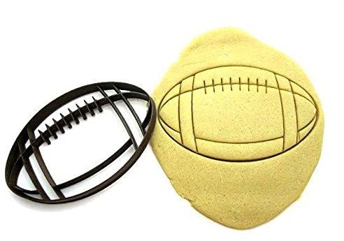 T3D Cookie Cutters Rugby Ball Cookie Cutter, Suitable for Cakes Biscuit and Fondant Cookie Mold for Homemade Treats