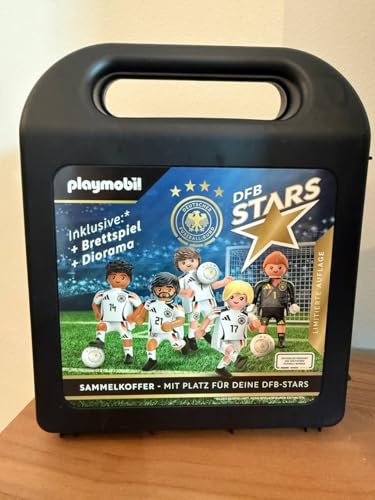 Generisch DFB Stars - Valigetta da collezione (senza personaggi, con gioco da tavolo e diorama)