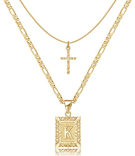 KELORIS PATH Collar de cruz con inicial en capas de oro, chapado en oro de 14 quilates, colgante de letra cuadrada, cadena Figaro, gargantilla de cruz de la A a la Z, joyería capital para mujeres y