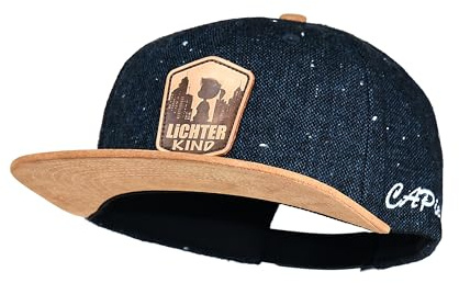 CAPiert Lichterkind Snapback Cap, Blau und Beige, Denim mit Leder-Patch, Cityscape Design, Urban Streetwear Stil, Verstellbar