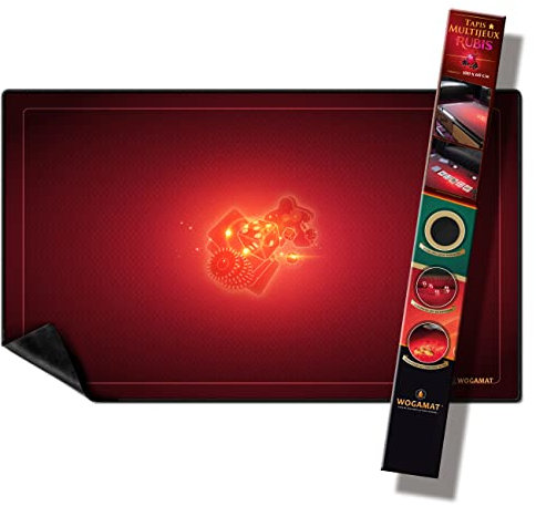 WOGAMAT - Tapis de Jeu Neoprene Rouge Rubis Grande Longueur 60 x 100 cm pour Jeux de Cartes, Jeux de Dés, Jeux de Société - Néoprène Silencieux épais Lavable antidérapant - Tapis Multijeux Luxe.