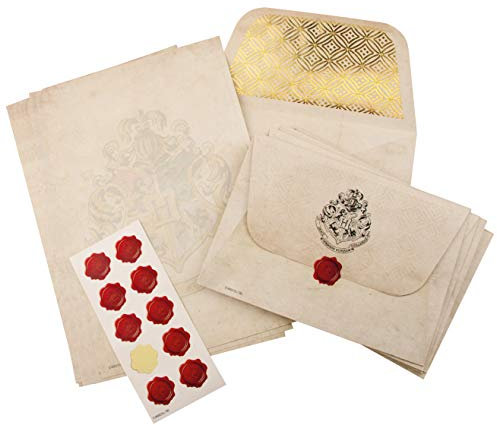 Hogwarts Aufnahmebrief Schreibset - Offiziell lizenziertes Harry Potter Merchandise & Schreibtischzubehör, 10 Umschläge, 20 Blatt Papier & 10 Wachssiegel Aufkleber im Set