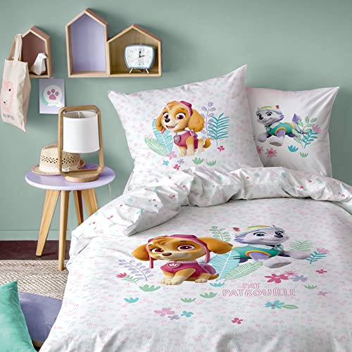 PAT PATROUILLE PARADISE Parure de Lit Enfant 140x200 cm | 100% Coton | OEKO-TEX | Housse de Couette Enfant 1 Personne 140x200 cm + 1 Taie d'Oreiller 63x63 cm Imprimées Réversibles | Blanc | Housse de Couette 140x200 cm + 1 taie 63x63 cm | Fermeture avec rabat | Chambre enfant, lit 1 place | Certification Oeko-Tex
