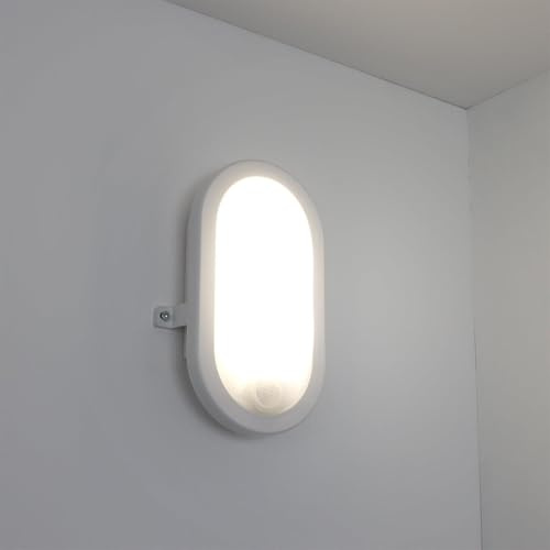 LED Feuchtraumleuchte mit Bewegungsmelder 12W IP54 4000K neutralweiss