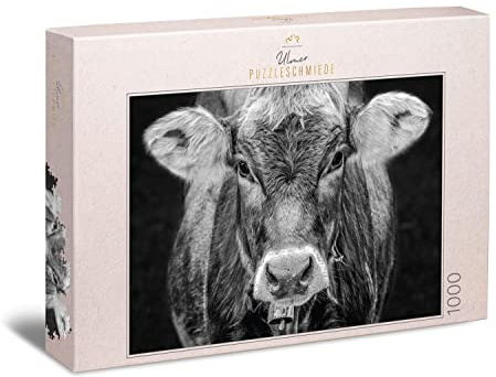 Ulmer Puzzleschmiede - Puzzle „Allgäu“ - Originelles 1000 Teile Kuh-Motiv – Portrait der Kuh als stilvolles Tier-Portraitfoto - Puzzle-Qualität Made in Germany