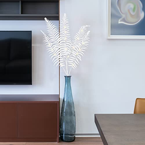 com-four® Strauch mit LED Beleuchtung zum Hinstellen | Stabiler Kunststoff-Strauch - 16 warm-weiße LEDs mit Timer-Funktion - Batteriebetriebene Weihnachtsdekoration