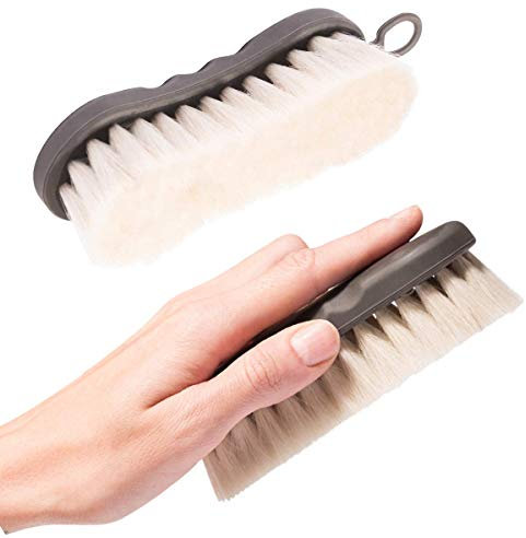 Animalon Ziegenhaar-Bürste | weiche Glanzbürste für Pferde | Schmuse-Bürste fürs Pferd | Staubbürste | Kopfbürste fürs Pferd | Pferde-Zubehör für Jede Putzbox | Pferdebürste | Kopfbürste | Putzzeug