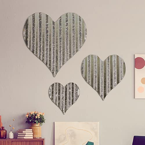 Hotop 3 Pcs Metal Heart Decor Galvanized Heart Wall Art Hanging Decorations Metal Corrugated Steel Rustic Crafts for Wedding Supplies Couples Indoor Outdoor Home(Silver)