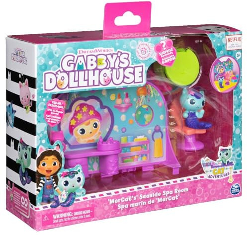DREAMWORKS GABBY'S DOLLHOUSE - Deluxe Room Spielset,Wellness Raum mit Meerkätzchen (ENGL. Mercat), Möbelstücken und thematischem Zubehör, ab 3 Jahren