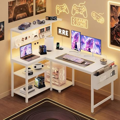 YOUDENOVA Escritorio Gaming en Forma de L, Mesa Gaming con LED y Enchufe, Escritorio de Esquina Reversible con Estante, 120x80cm Mesa de Ordenador con Almacenamiento para Home Office y Gamer, Blanco