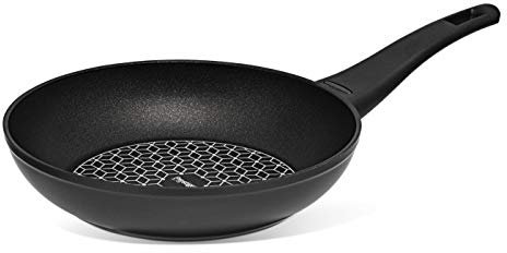 Prestige Thermo Smart 20cm Non Stick Frying Pan with Heat Indicator - Omelette Pan For Induction Hob, PFOA Free, Oven & Dishwasher Safe Cookware, Made In Italy,Black