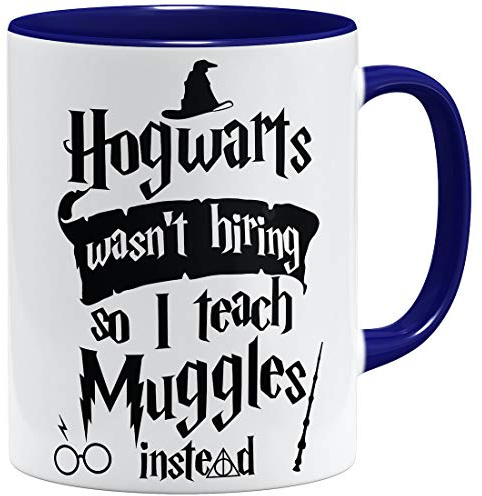 OM3® Hogwarts wasn't hiring so I teach muggles instead Kaffee-Tasse - Keramik Becher - 11oz 325ml - Beidseitig Bedruckt - Dunkelblau 2