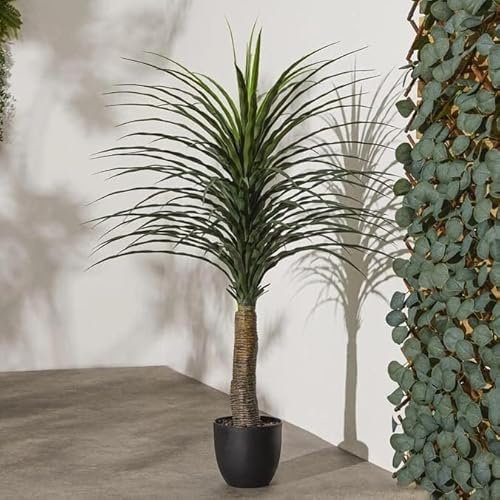Biznest Artificial Yucca Plant Green Pretty Faux Plant Tree In Sleek Black Potted With Realistic Touch Indoor And Outdoor Tropical Decoration Item Perfect For Brightening Up Any Space 120 cm Tall