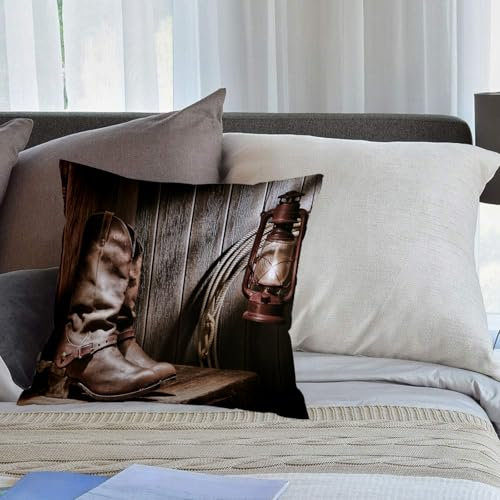 KHWEJ Kissenbezüge 50x50 cm, und Laterne auf Einer Bank im Vintage Ranch Nostalgie Folkloric Print, Home Matte,Zierkissenbezug Cushion Cover Couch Wohnzimmer Außenbereich Deko