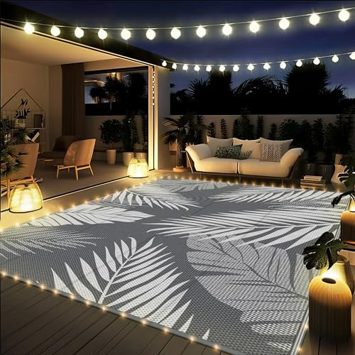 GENIMO Outdoor-Teppich, 2,4 x 3,4 m, wasserdicht, für Terrassen, wendbar, Kunststoff, Stroh, Camping-Teppich mit LED-Lichterkette, Matten für Wohnmobil, Wohnmobil, Deck, Balkon, Veranda, Grau und Weiß