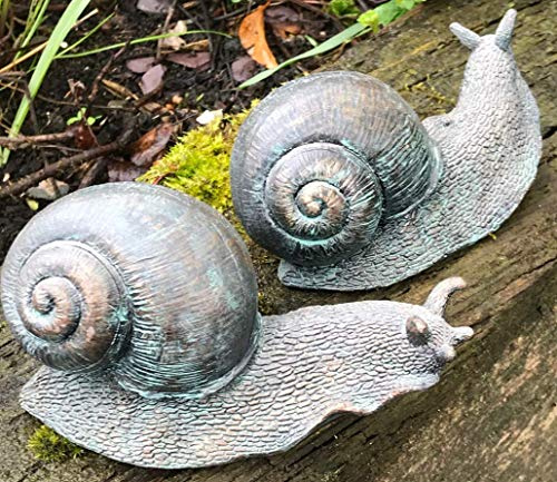 Animal Crackers Set of 2 aged bronze effect Snail ornaments novelty weatherproof garden allotment or pond lover gift