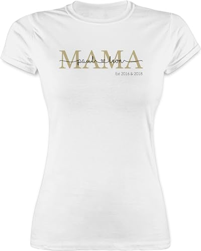 Geschenk mit Namen personalisiert by Shirtracer - Shirt Damen - Mama mit Namen Kinder est I Geschenk Mama Muttertag I Mutti Geschenkidee Mom I Mum Geburtstag I Weihnachten
