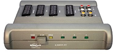 Digiquest AV010 Automatischer 3-in-1-Multikarten-Wahlschalter für Audio/Video, Scart-Switch mit Cinch-Ausgang, kompatibel mit RGB, S-Video und Video-Komposit, für TV, DVD, VCR, Konsole und Decoder
