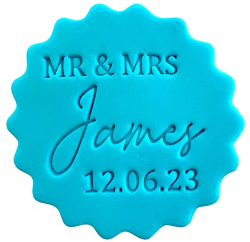 Personalised Cookie Stamp with Free Scallop Cutter, Mr and Mrs Wedding, 5cm Acrylic Biscuit Embosser, Food-Safe Plastic Baking Tool, Fits M&S All Butter Biscuits (Design 3)